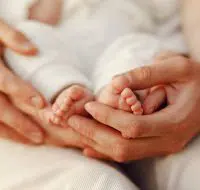 Profili costituzionali della procreazione medicalmente assistita e della surrogazione di maternità
