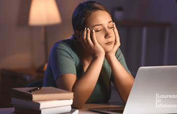 Studiare online la sera: vantaggi e svantaggi