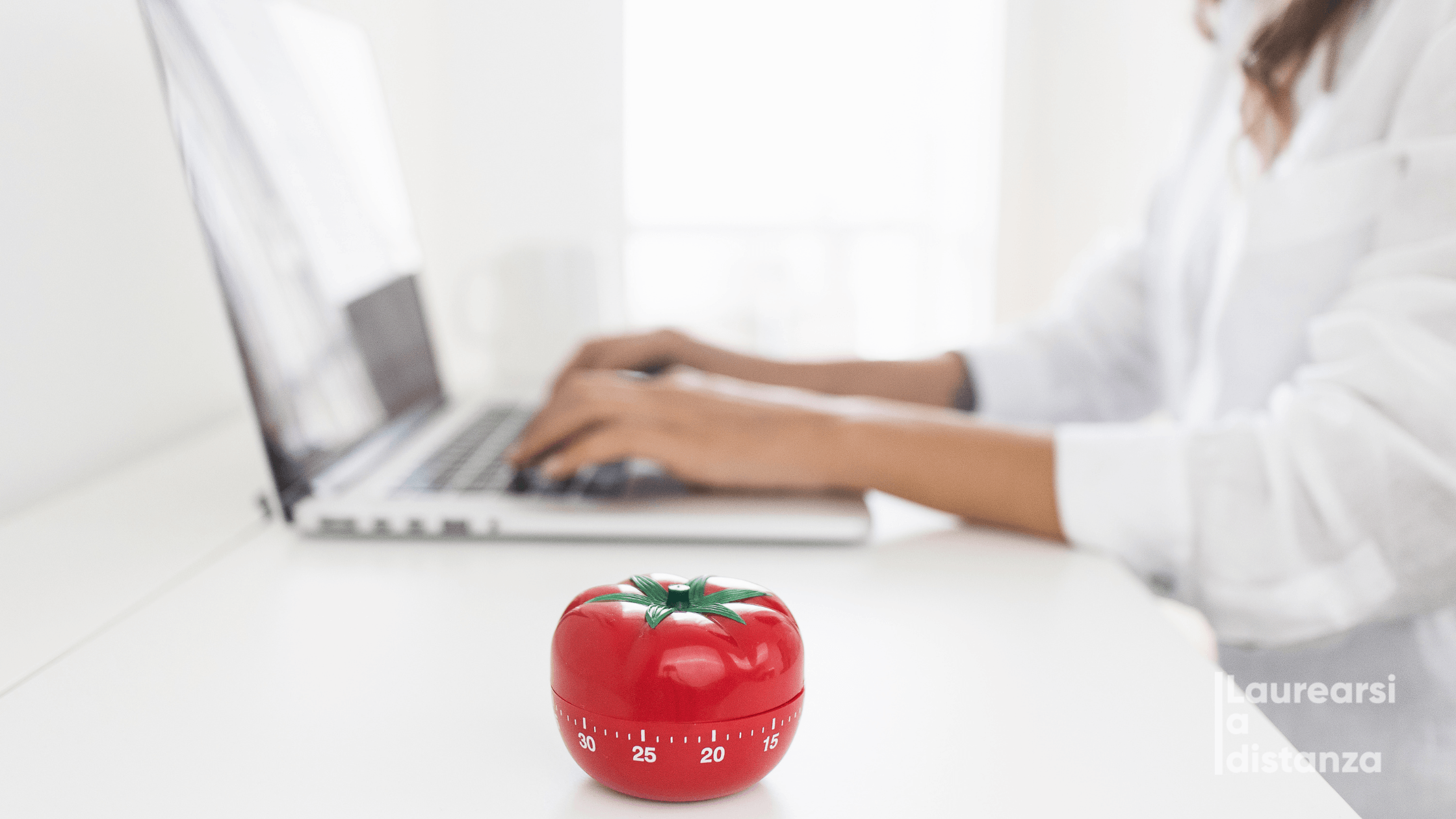 Metodo Pomodoro e laurea online: funziona davvero?